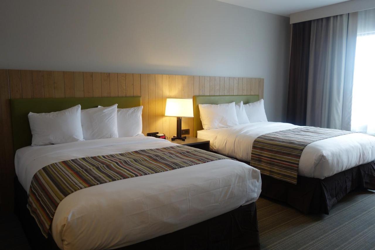 Country Inn & Suites By Radisson, Belleville, On Exteriör bild